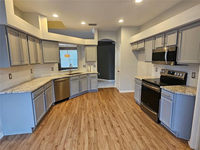 15919 POND RUSH COURT, Land O Lakes, FL 34638