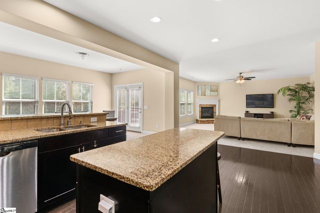 7 Beneventum Court, Simpsonville, SC 29681