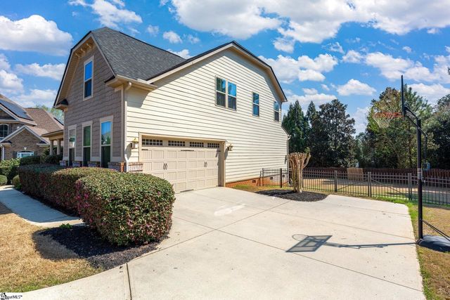 7 Beneventum Court, Simpsonville, SC 29681