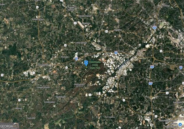 2256 Chestnut Log Drive, Lithia Springs, GA 30122