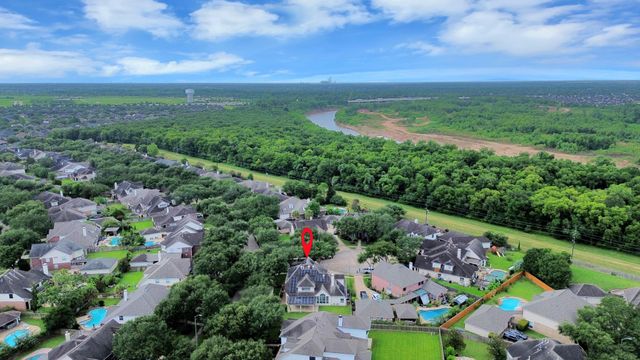 2002 Thorncrest Court, Sugar Land, TX 77479