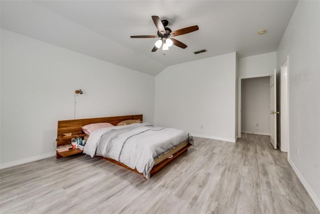 603 Pine Meadow Court, Arlington, TX 76012