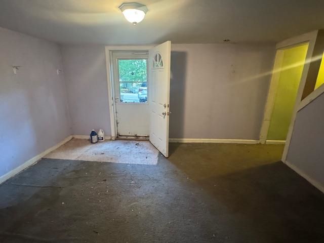 65 Langford Road, Raymond, NH 03077
