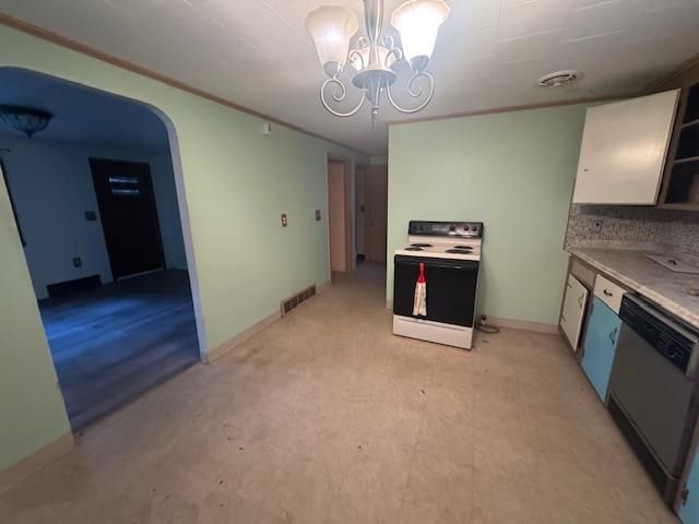 65 Langford Road, Raymond, NH 03077
