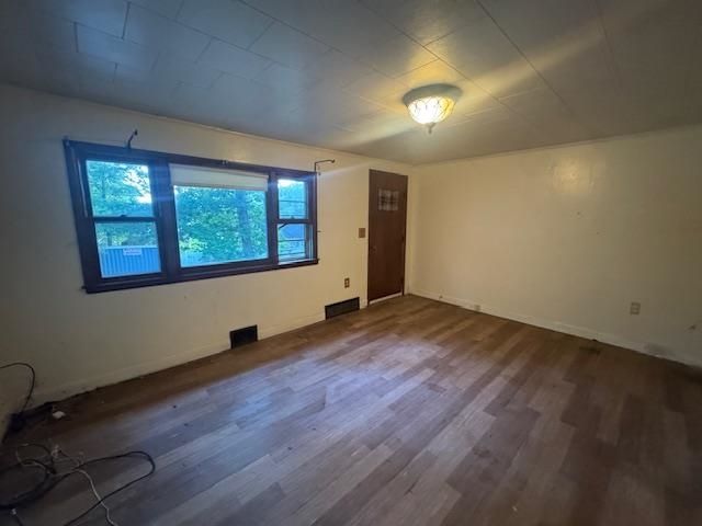 65 Langford Road, Raymond, NH 03077
