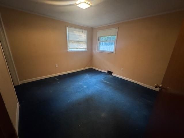 65 Langford Road, Raymond, NH 03077