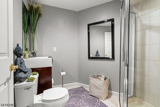 9 Woodland Ct, Wayne Twp., NJ 07470