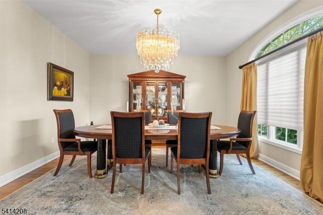 9 Woodland Ct, Wayne Twp., NJ 07470