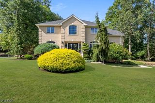 9 Woodland Ct, Wayne Twp., NJ 07470