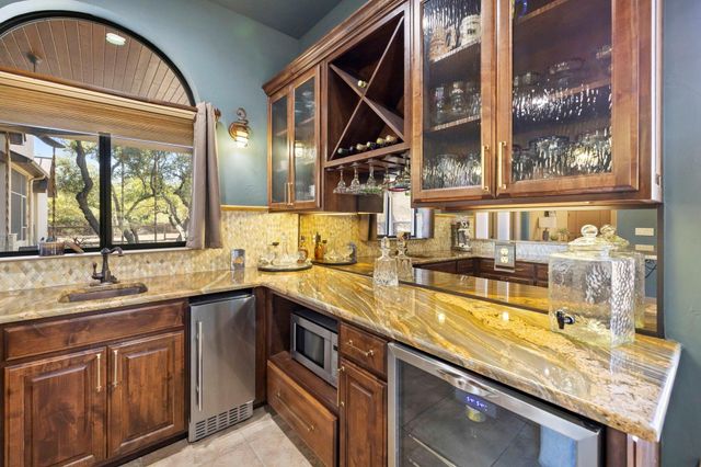 1941 Canyon Curve, Spring Branch, TX 78070