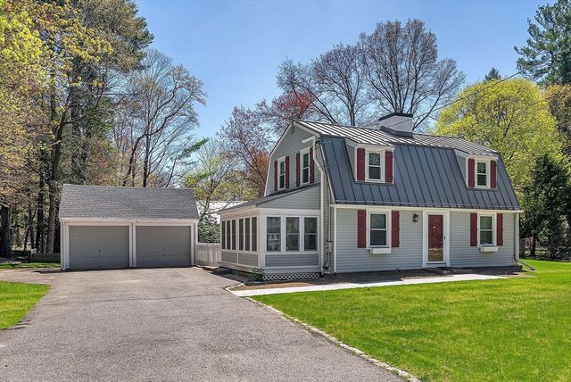 10 Bennett Rd, Wayland, MA 01778