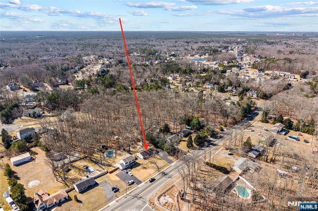 410 Leesville Road, Jackson, NJ 08527