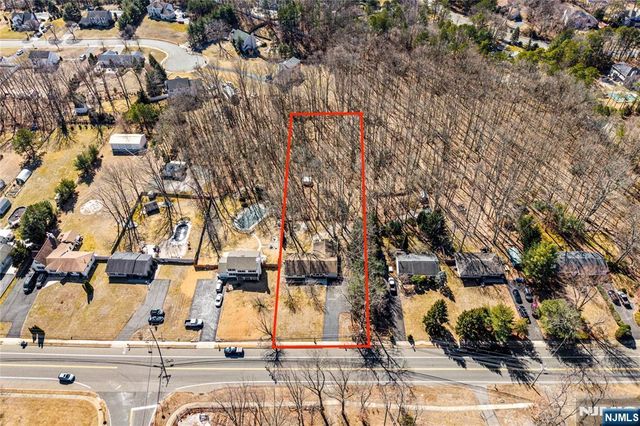 410 Leesville Road, Jackson, NJ 08527