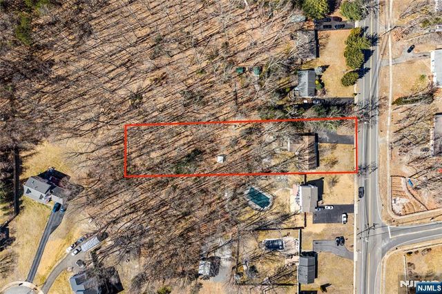 410 Leesville Road, Jackson, NJ 08527