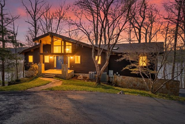 203 Whispering Hills Dr, Dover, TN 37058