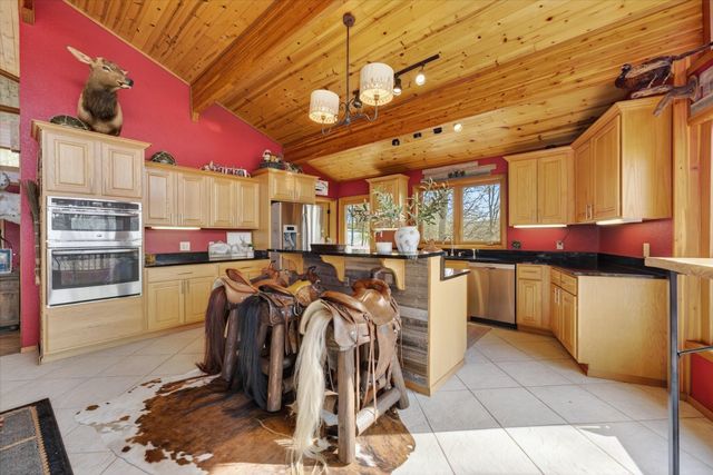 203 Whispering Hills Dr, Dover, TN 37058
