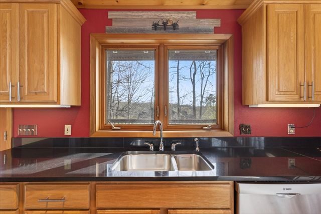 203 Whispering Hills Dr, Dover, TN 37058