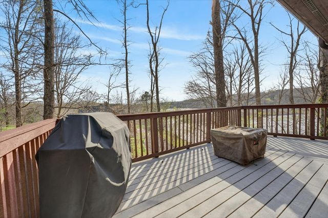 203 Whispering Hills Dr, Dover, TN 37058