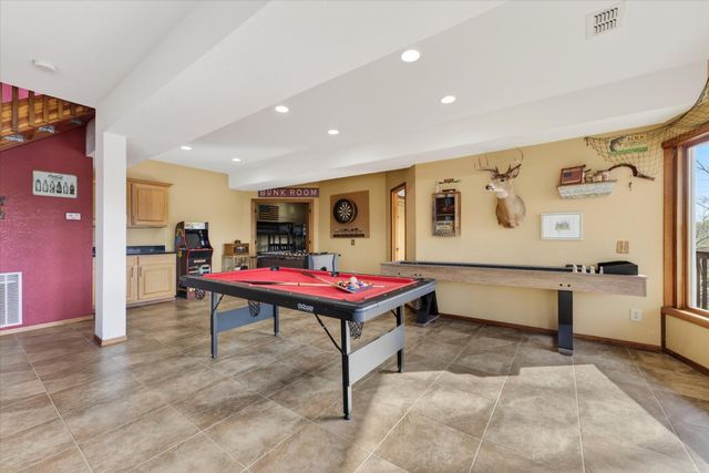203 Whispering Hills Dr, Dover, TN 37058