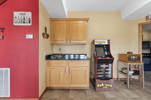 203 Whispering Hills Dr, Dover, TN 37058