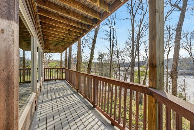 203 Whispering Hills Dr, Dover, TN 37058