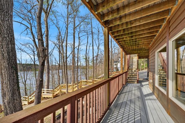 203 Whispering Hills Dr, Dover, TN 37058