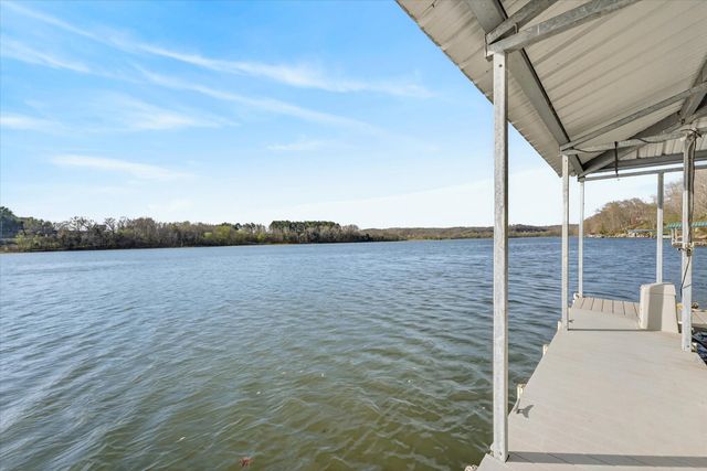203 Whispering Hills Dr, Dover, TN 37058