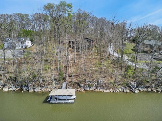203 Whispering Hills Dr, Dover, TN 37058