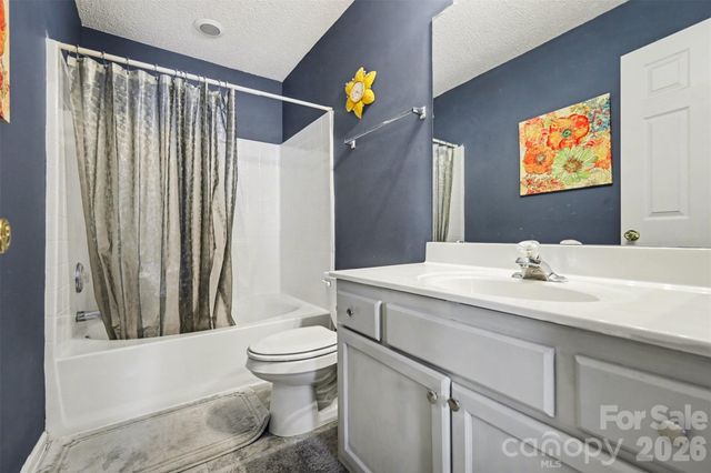 8652 Robinson Forest Drive, Charlotte, NC 28277