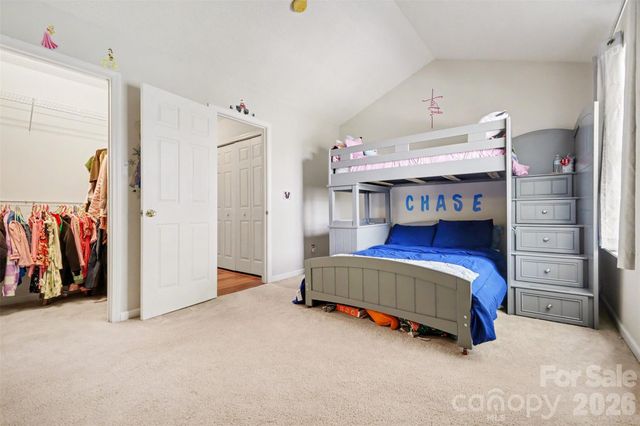 8652 Robinson Forest Drive, Charlotte, NC 28277