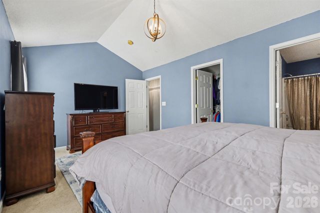 8652 Robinson Forest Drive, Charlotte, NC 28277