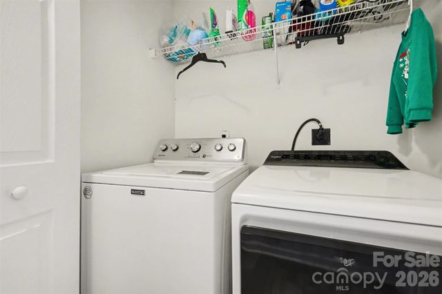 8652 Robinson Forest Drive, Charlotte, NC 28277