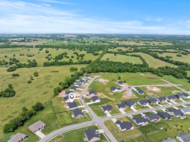 202 Max Cavnes Road, Danville, KY 40422