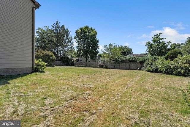 1 CHATEAU DR, Cherry Hill, NJ 08003
