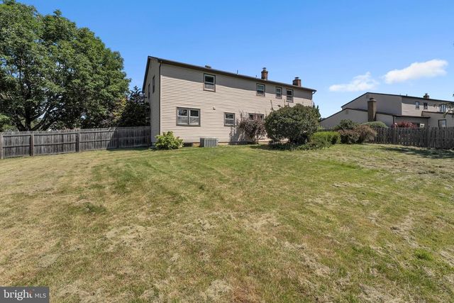 1 CHATEAU DR, Cherry Hill, NJ 08003
