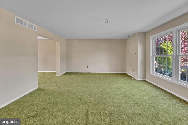 1 CHATEAU DR, Cherry Hill, NJ 08003