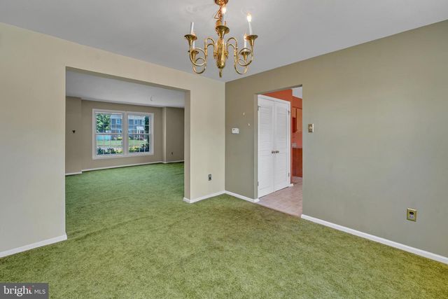 1 CHATEAU DR, Cherry Hill, NJ 08003