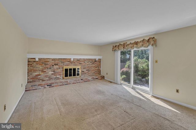 1 CHATEAU DR, Cherry Hill, NJ 08003