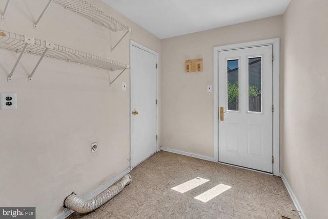 1 CHATEAU DR, Cherry Hill, NJ 08003