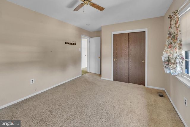 1 CHATEAU DR, Cherry Hill, NJ 08003