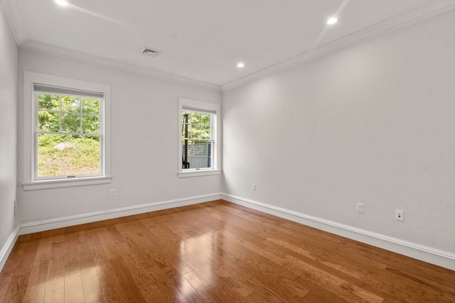 2 Abbey Road 2, Sherborn, MA 01770