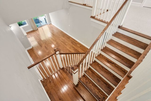 2 Abbey Road 2, Sherborn, MA 01770