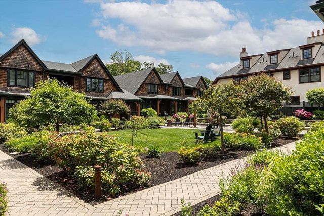 2 Abbey Road 2, Sherborn, MA 01770