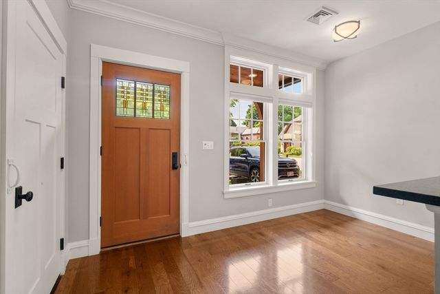2 Abbey Road 2, Sherborn, MA 01770
