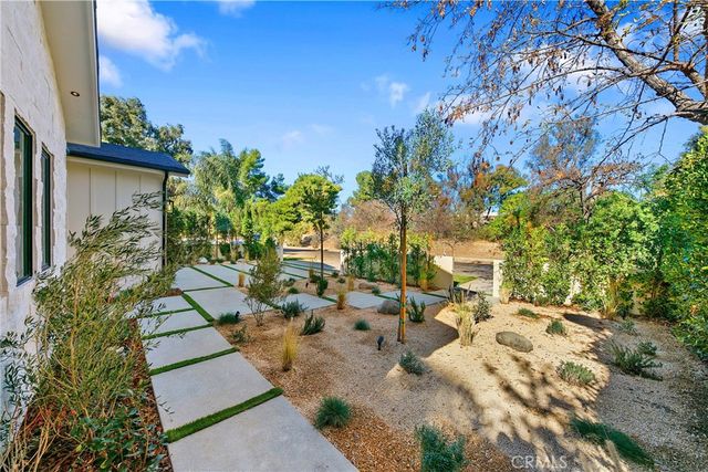 13944 Valleyheart Drive, Sherman Oaks, CA 91423