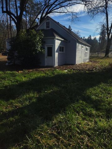 2678 Sand Creek Road, Grants Pass, OR 97527