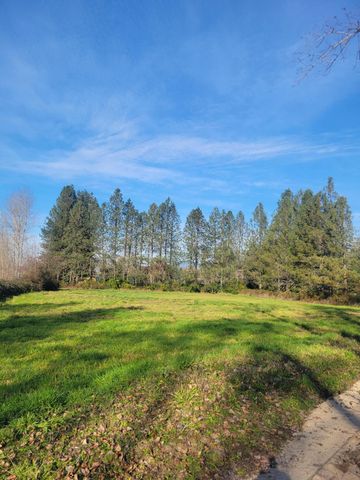 2678 Sand Creek Road, Grants Pass, OR 97527