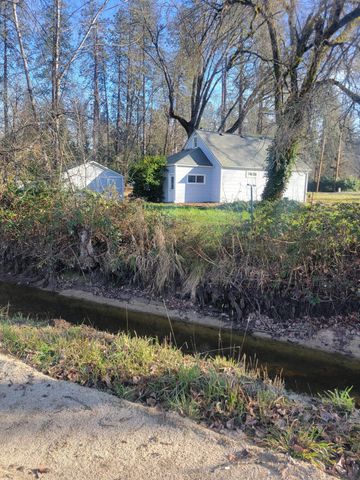 2678 Sand Creek Road, Grants Pass, OR 97527