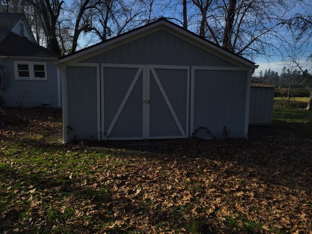 2678 Sand Creek Road, Grants Pass, OR 97527