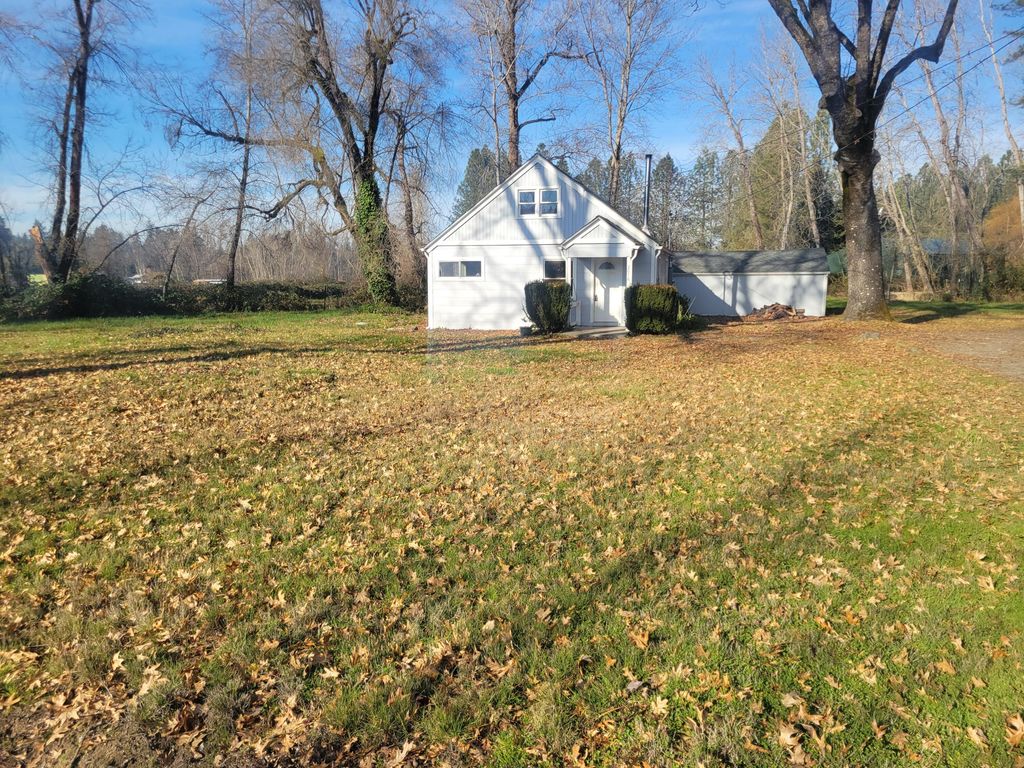 2678 Sand Creek Road, Grants Pass, OR 97527